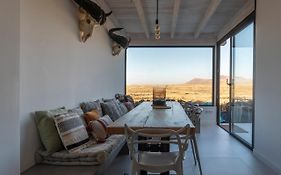 Villa Calderón Hondo. Top design , views&pool Lajares-Corralejo